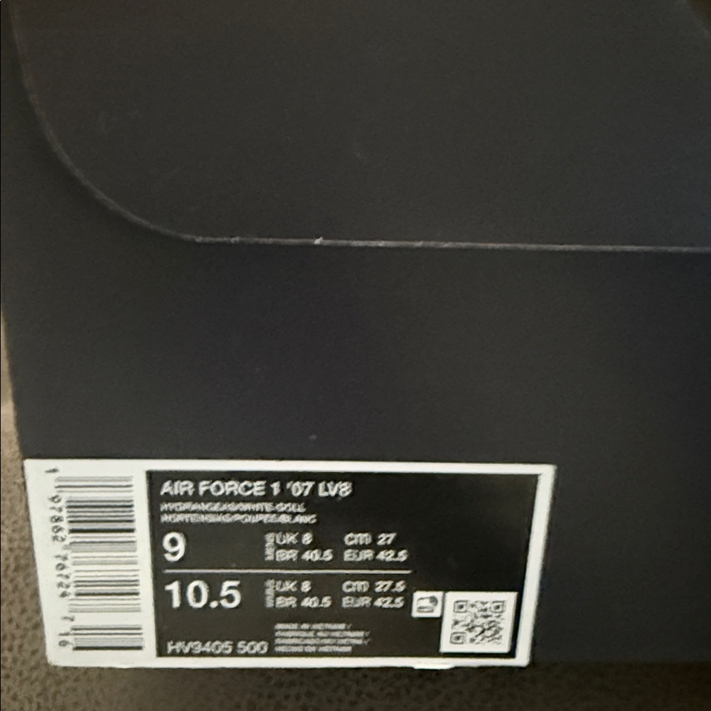 Nike Air Force 1 '07 LV8